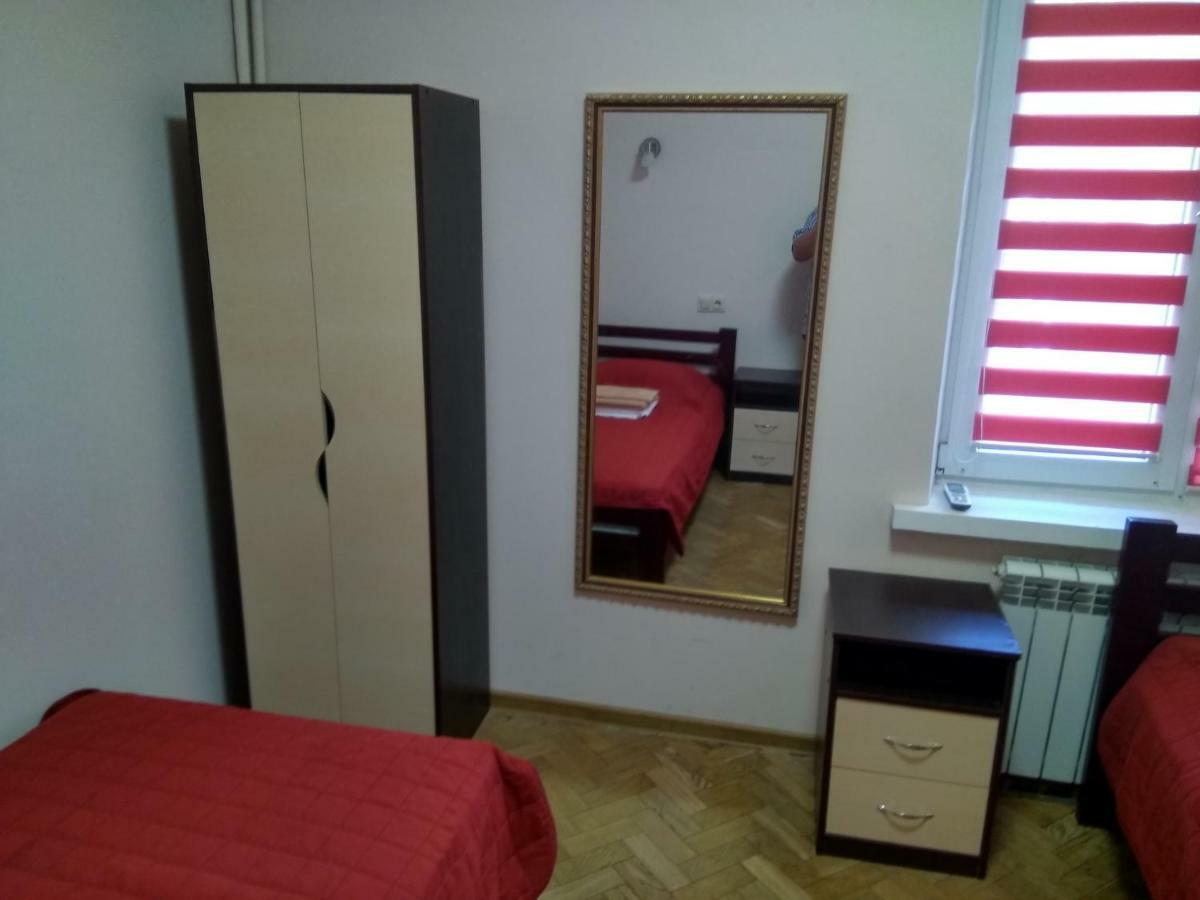 Hotel Tsentralnoho Budynku Khudozhnyka Киев Экстерьер фото